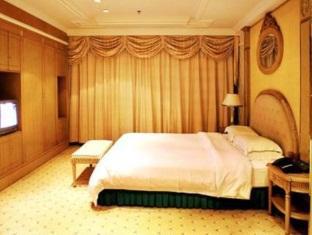 Starway Premier Hotel Longdu Jinan Esterno foto